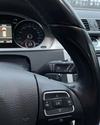 Volkswagen Passat cena 37000 przebieg: 268000, rok produkcji 2010 z Wrocław małe 379